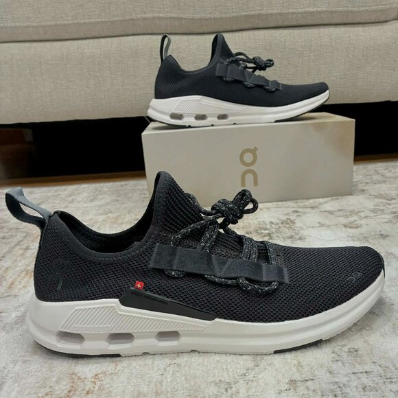 NWT On Cloud Mens Shoes Size 9 - Picture 1 of 1